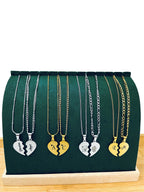 Collar corazón partido